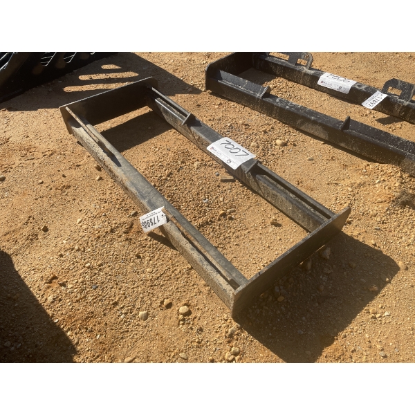 QUICK ATTACH FRAME
