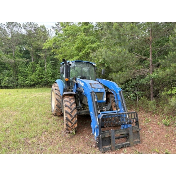 2015 NEW HOLLAND T4.100 Farm Tractor