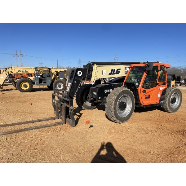 2022 JLG 943 Forklift - Telehandler