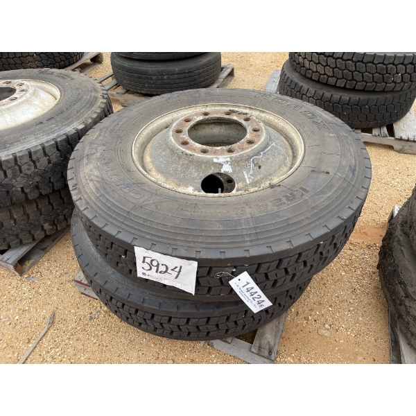 11R24.5 TIRES W/ RIMS