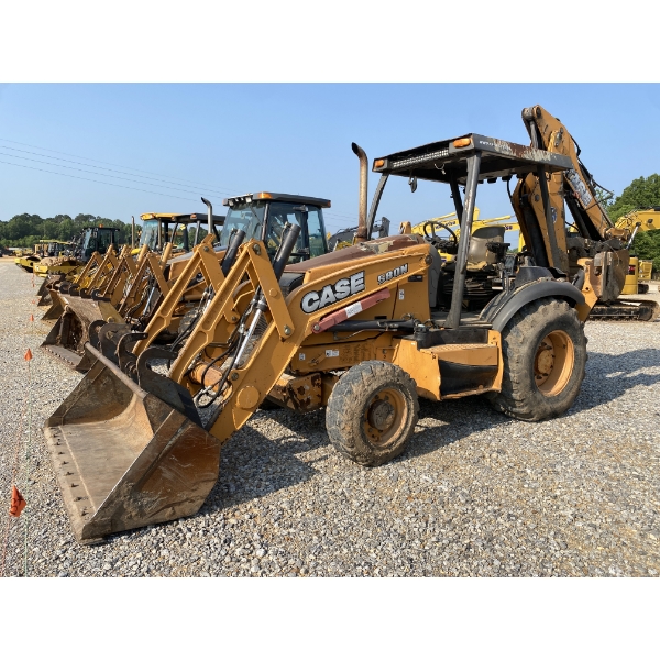 2013 CASE 580N Backhoe