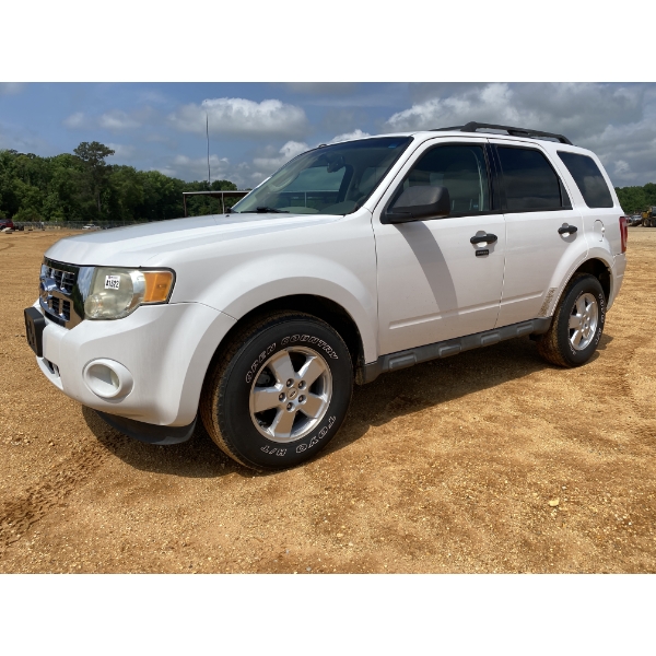 2012 FORD ESCAPE XLT SUV