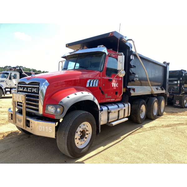 2017 MACK GU713 Dump Truck