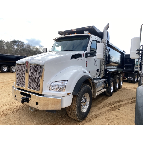 2025 KENWORTH T880 Dump Truck