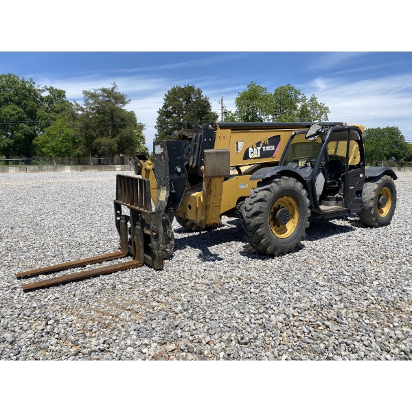 2016 CAT TL1055D Forklift - Telehandler