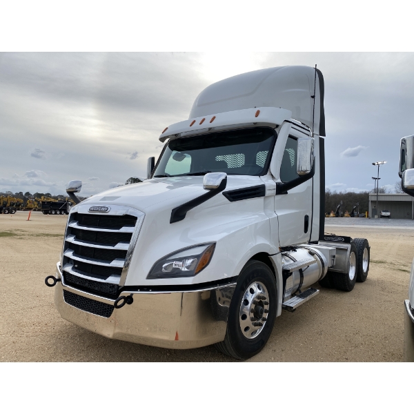 2024 FREIGHTLINER CASCADIA Day Cab Truck