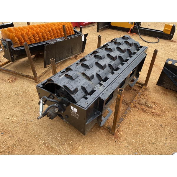 GIYI CW70 VIBRATORY COMPACTOR WHEEL
