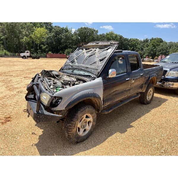 2002 TOYOTA TACOMA Pickup Truck