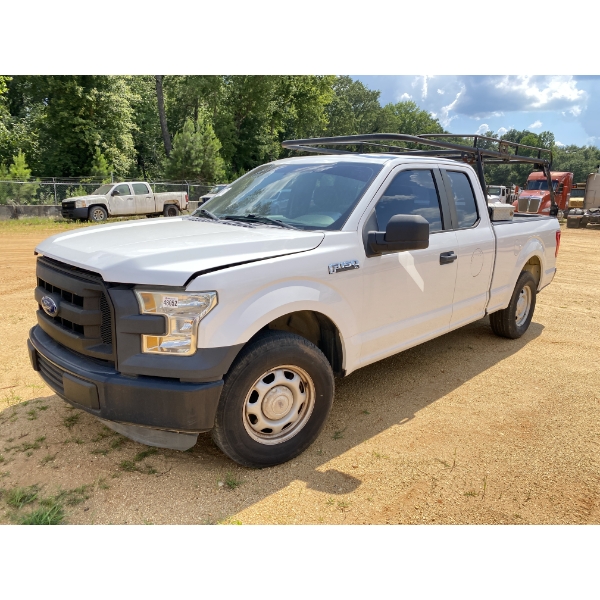 2015 FORD F150 XL Pickup Truck