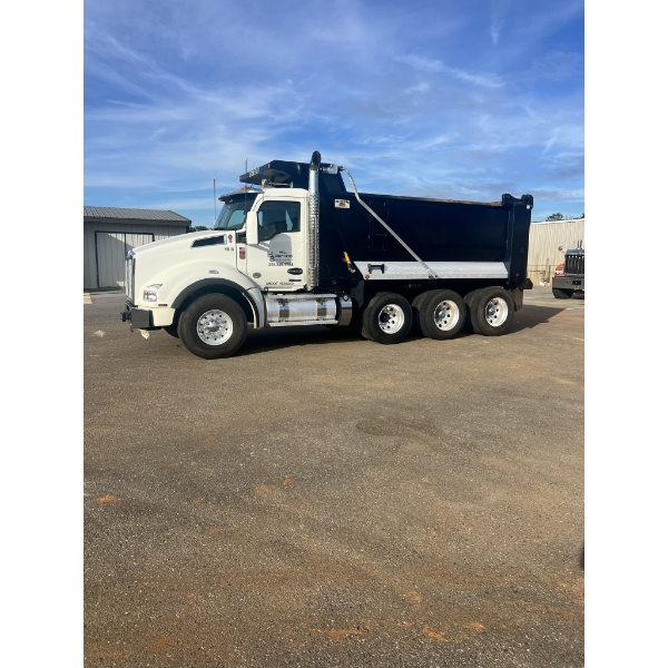 2025 KENWORTH T880 Dump Truck