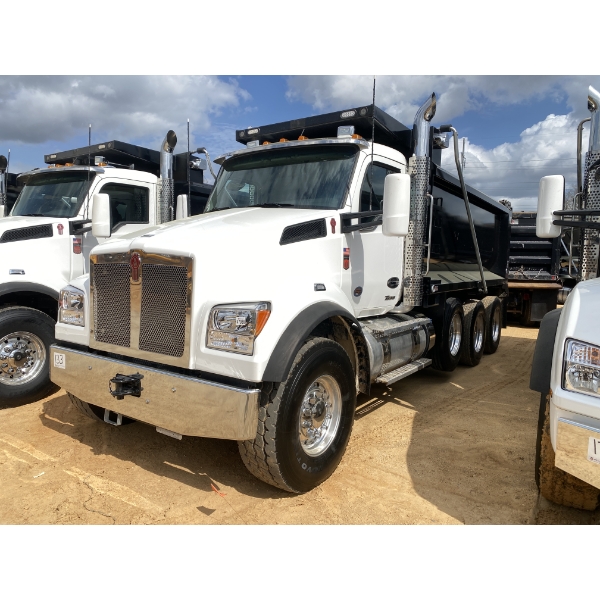 2025 KENWORTH T880S Dump Truck