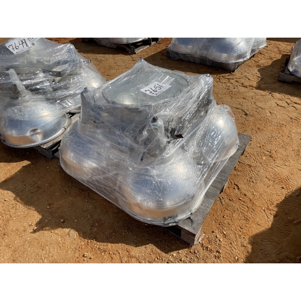 WAREHOUSE LIGHT FIXTURE