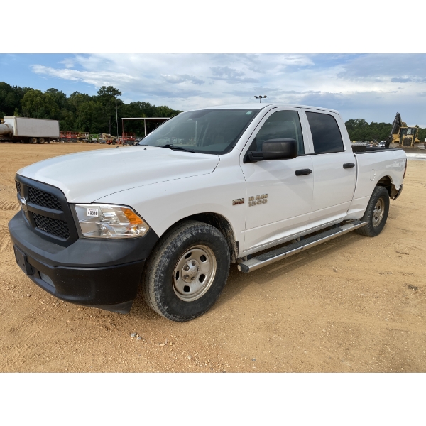 2016 RAM 1500 CLASSIC Pickup Truck