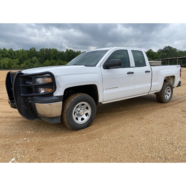 2015 CHEVROLET SILVERADO Pickup Truck
