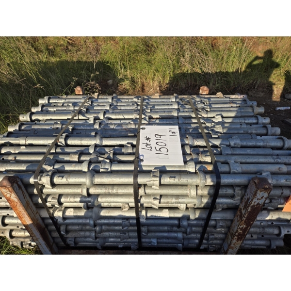 4' 11" VERTICAL 3 CUP Aerial Work Platform