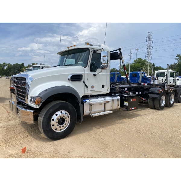2025 MACK GR64F Roll Off Truck