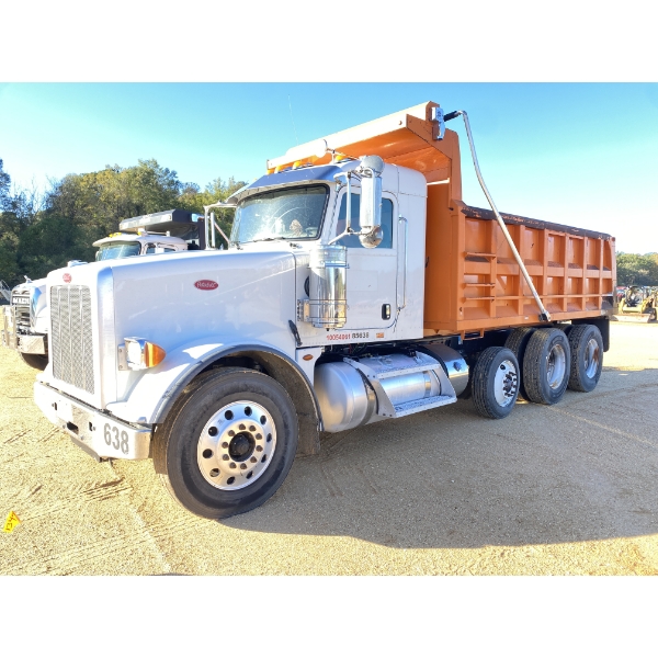 2017 PETERBILT 367 Dump Truck