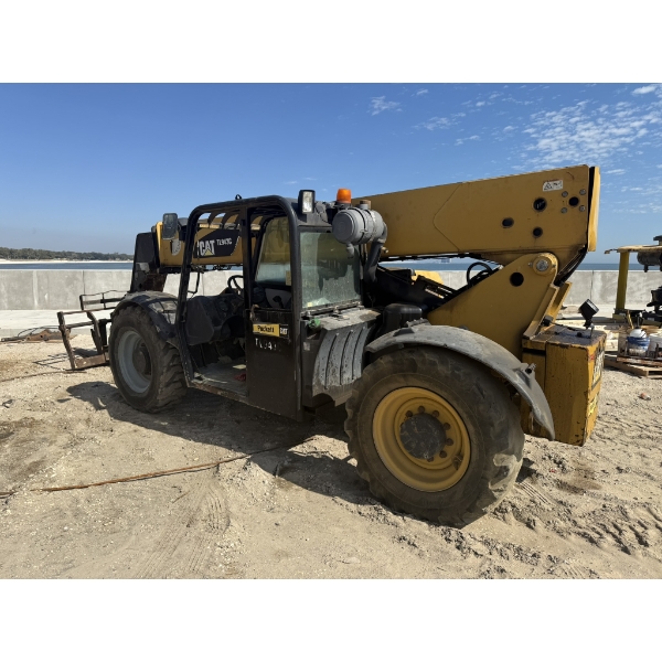 2015 CAT TL943C Forklift - Telehandler