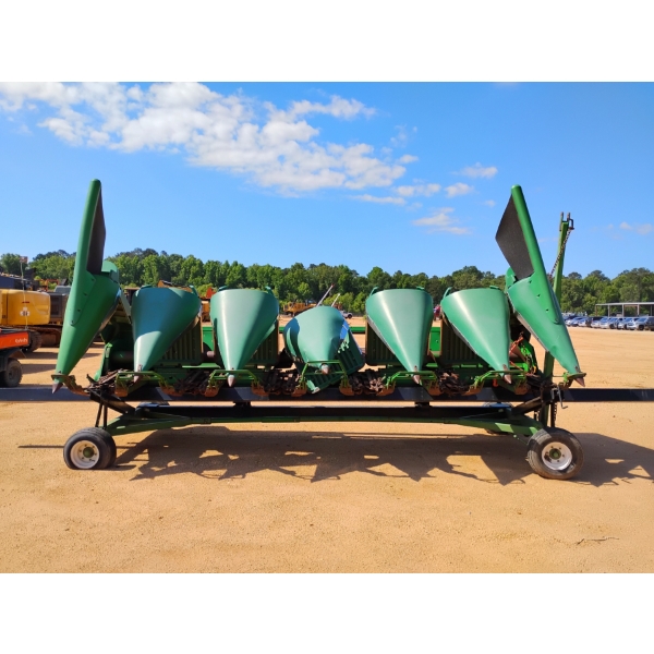 JOHN DEERE 694 CORN Header