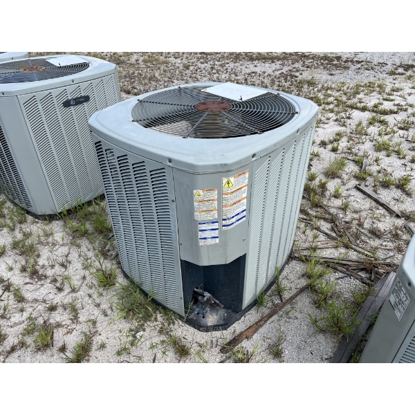 2010 TRANE XB 13 AIR CONDITIONER UNIT