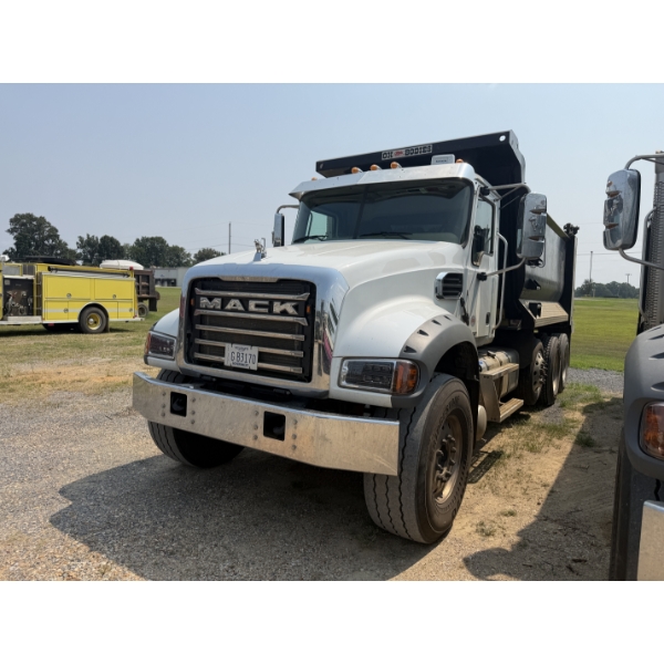 2026 MACK GR64F Dump Truck