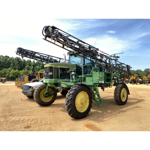 1998 JOHN DEERE 4700 SPRAYER RIG