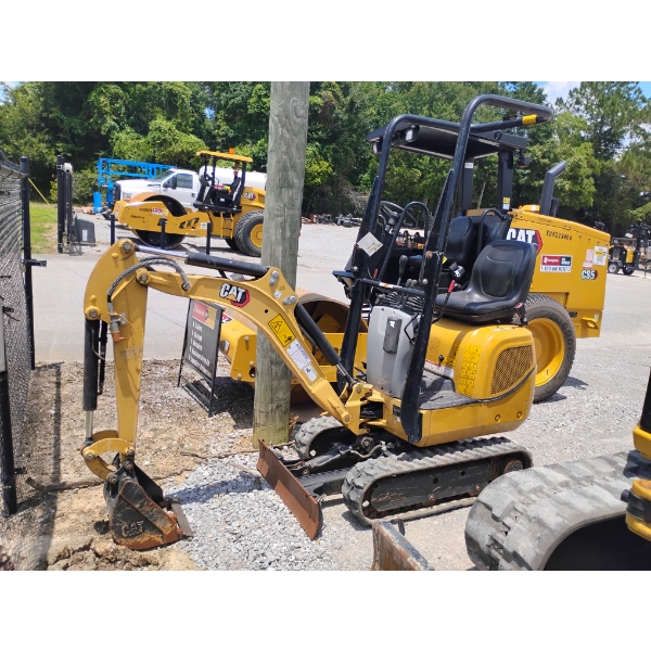 2022 CAT 300.9D Excavator - Mini