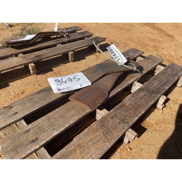 15" BUSH HOG CUTTER BLADE