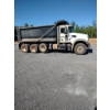 Image 1 : 2014 MACK GU713 Dump Truck