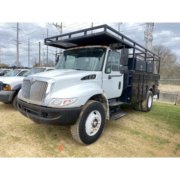 2004 INTERNATIONAL 4300 Service / Mechanic Truck