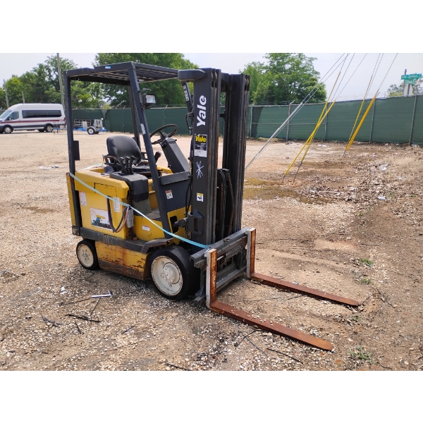YALE ERC050 Forklift - Mast