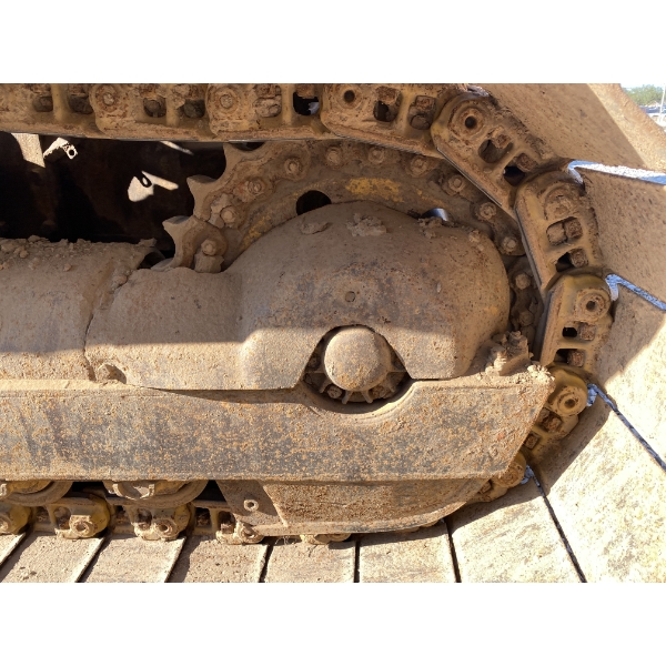 1990 KOMATSU D58P-1 Dozer / Crawler Tractor - J.M. Wood Auction