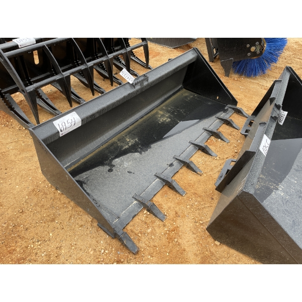 BUCKET, 80" W, fits skid steer loader