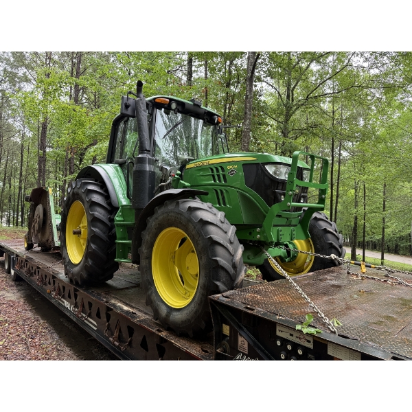 2018 JOHN DEERE 6110M Farm Tractor