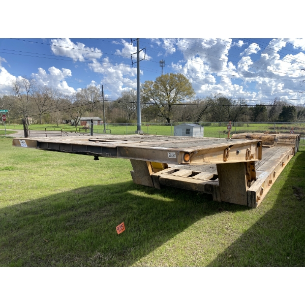 2001 TRAIL KING FOLDING NECK Lowboy Trailer