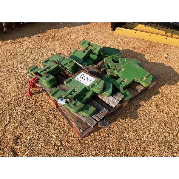 JOHN DEERE TRACTOR WEIGHTS