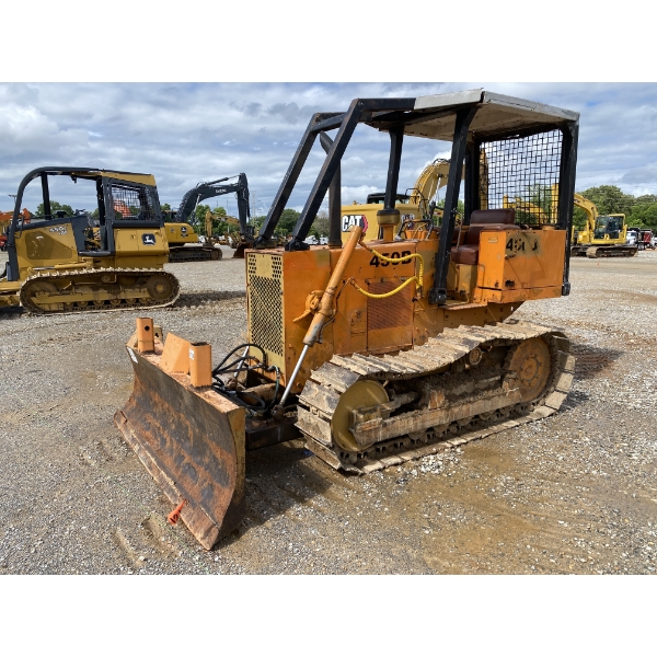 1983 CASE 450B Dozer / Crawler Tractor