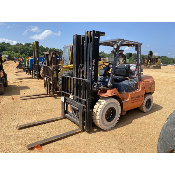 2012 TOYOTA 7FGU45 Forklift - Mast
