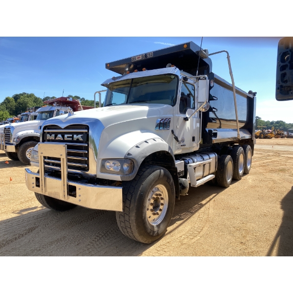 2020 MACK GR64F Dump Truck