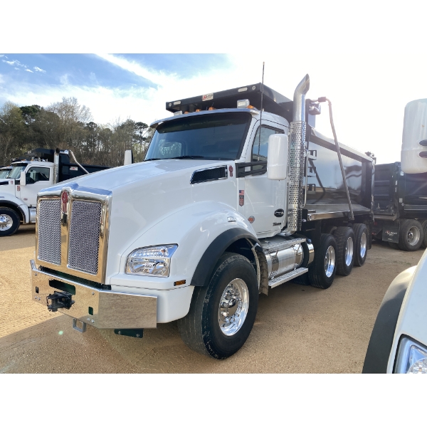 2025 KENWORTH T880 Dump Truck
