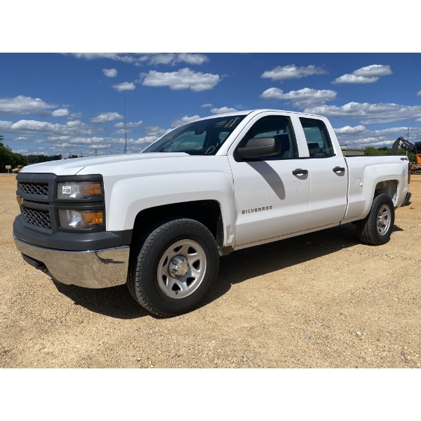 2015 CHEVROLET SILVERADO Pickup Truck