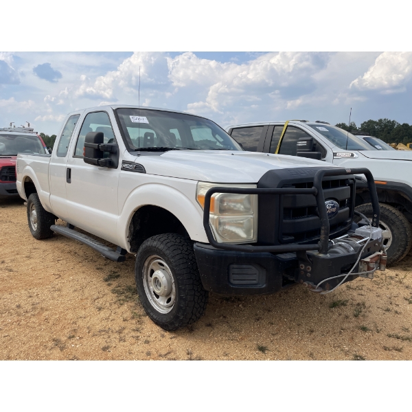 2011 FORD F250 XL Pickup Truck