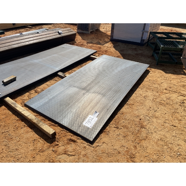 3/16" TREAD PLATE - 4' x 8'