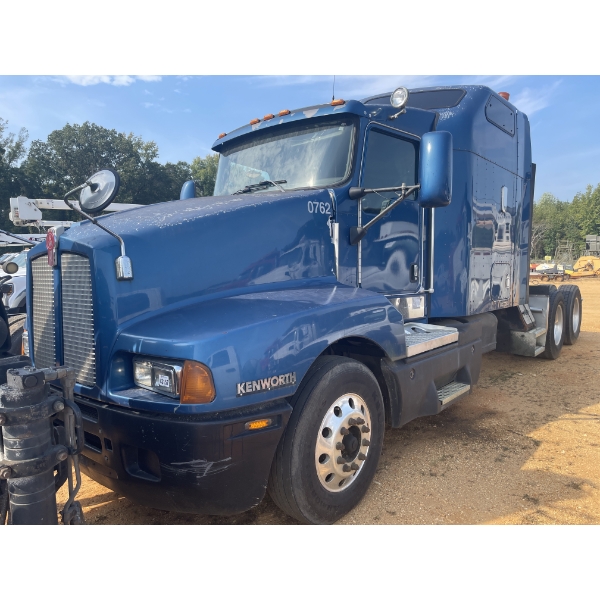 KENWORTH T600 Sleeper Truck