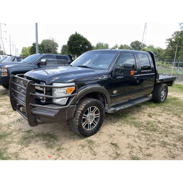 2015 FORD F250 KING RANCH Flatbed Truck