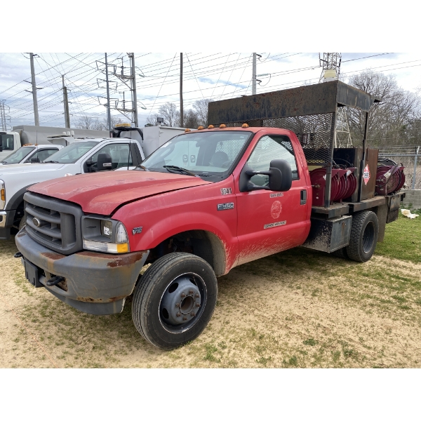 2003 FORD F450 XL Fuel / Lube Truck