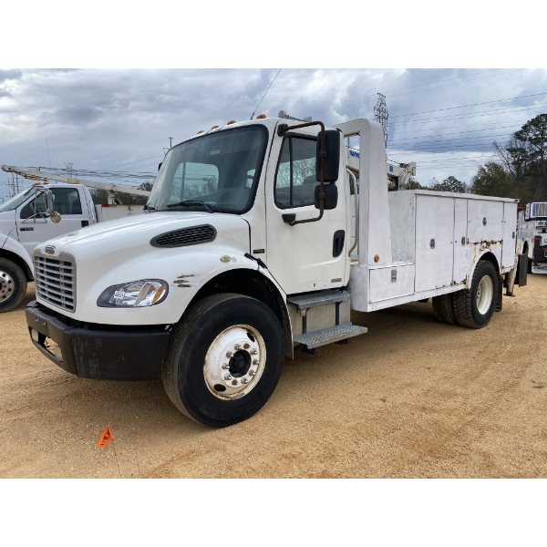 2007 FREIGHTLINER M2 Service / Mechanic Truck