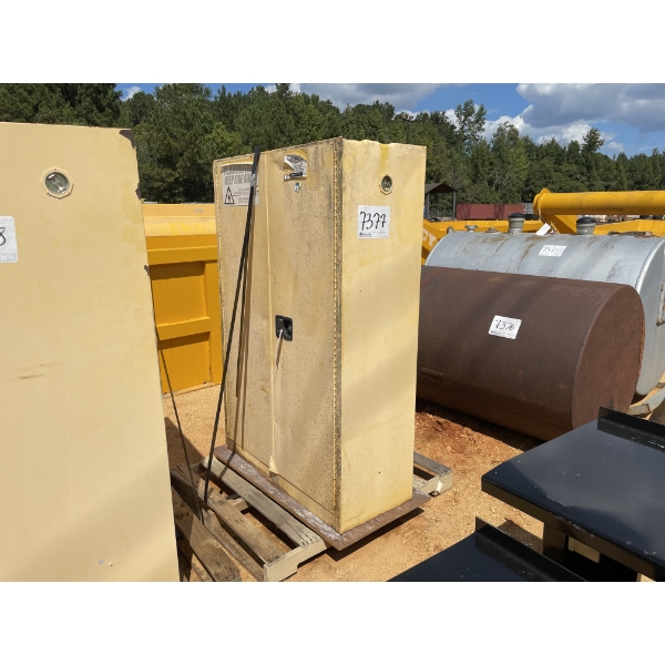 EAGLE FLAMMABLE CABINET