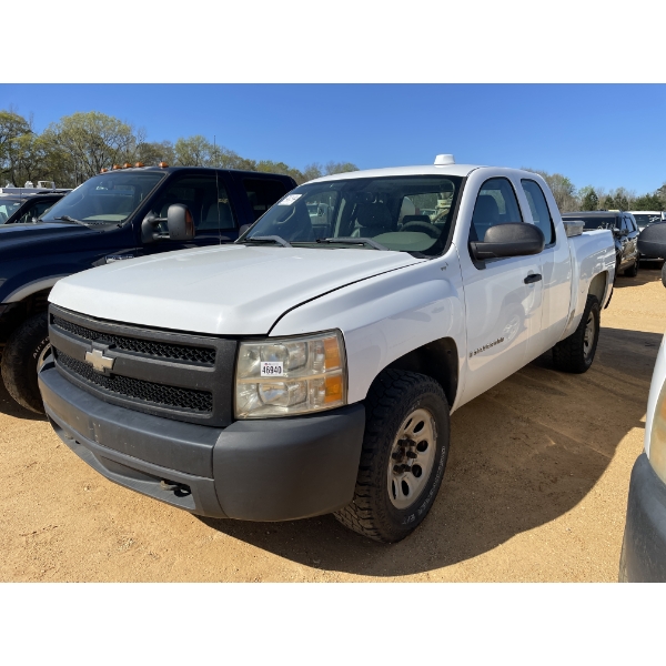 2008 CHEVROLET SILVERADO Pickup Truck