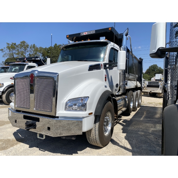 2025 KENWORTH T880 Dump Truck